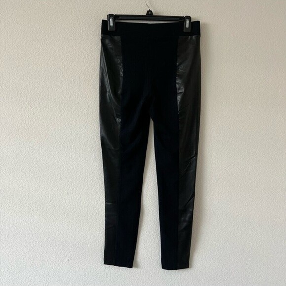 NWOT Old Navy Black Leggings With Side Strip Faux Leather SZ Medium - Picture 3 of 8